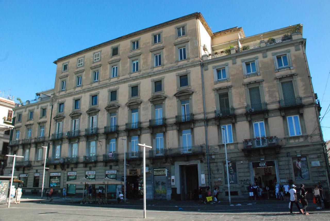 Hotel Garibaldi 136 Napoli Esterno foto