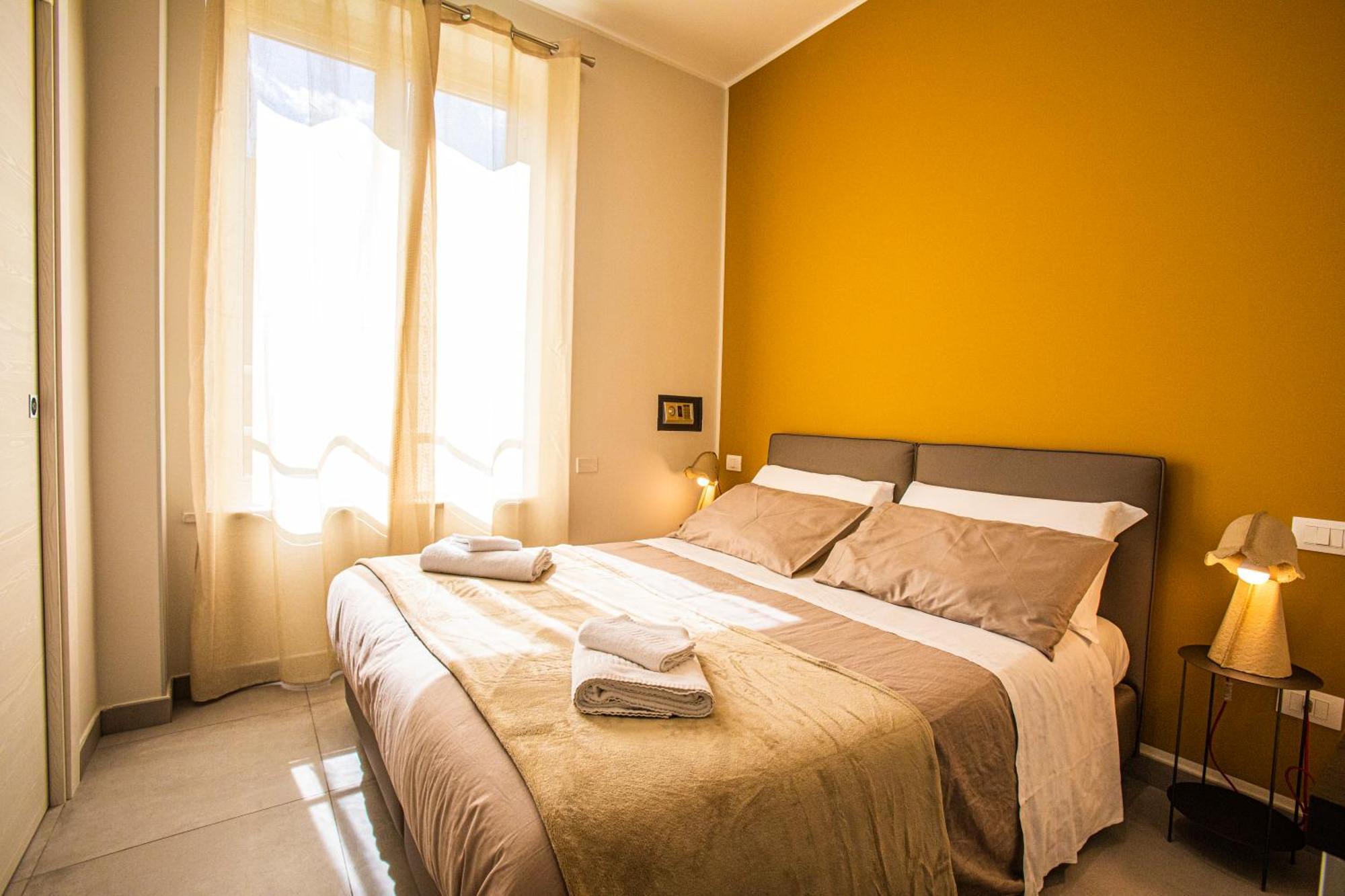 Hotel Garibaldi 136 Napoli Esterno foto