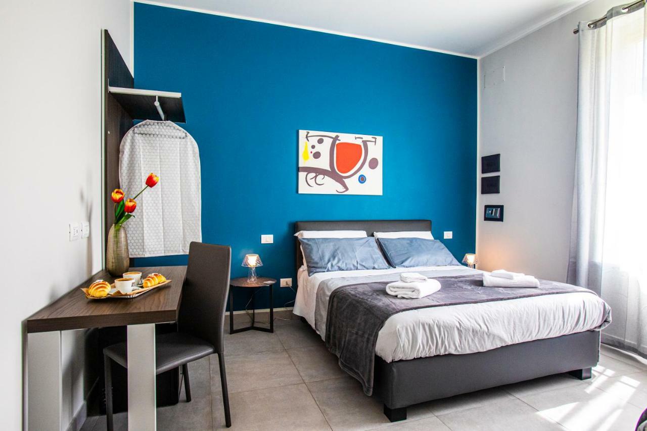 Hotel Garibaldi 136 Napoli Esterno foto