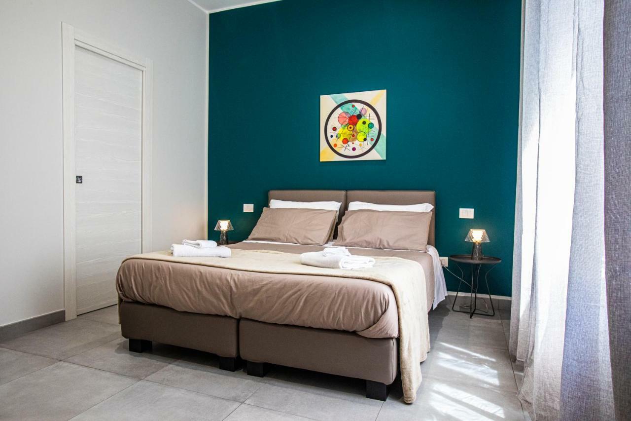 Hotel Garibaldi 136 Napoli Esterno foto