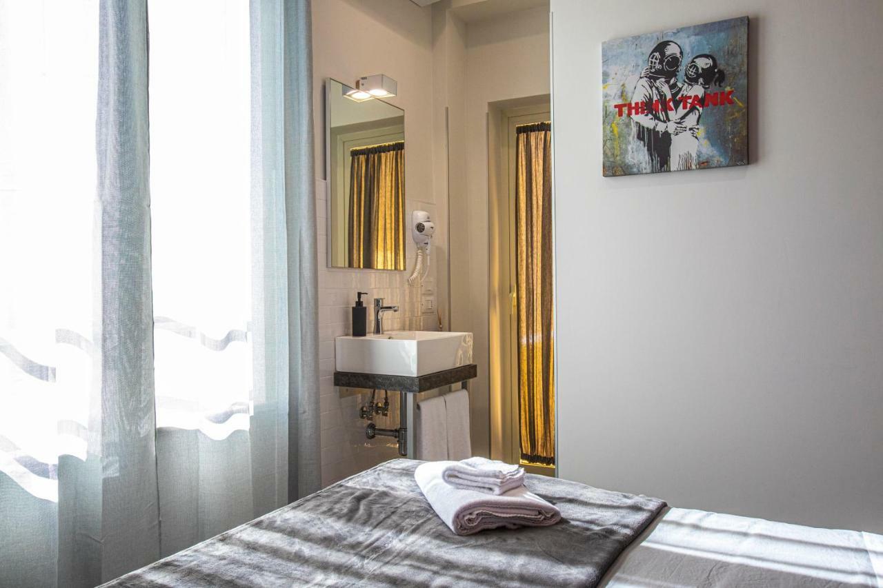 Hotel Garibaldi 136 Napoli Esterno foto